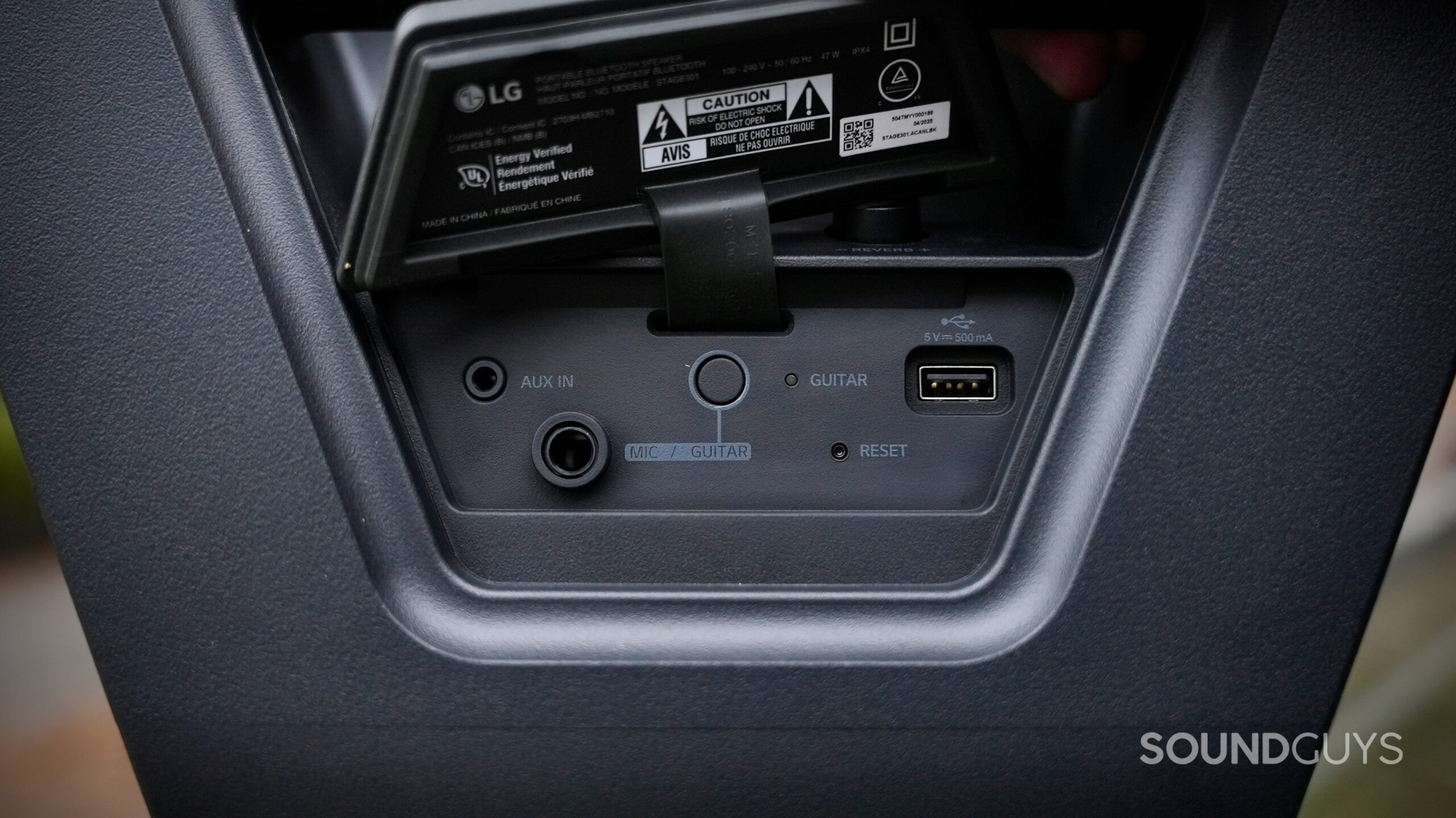 Close up photo of the LG xboom Stage 301's input panel.