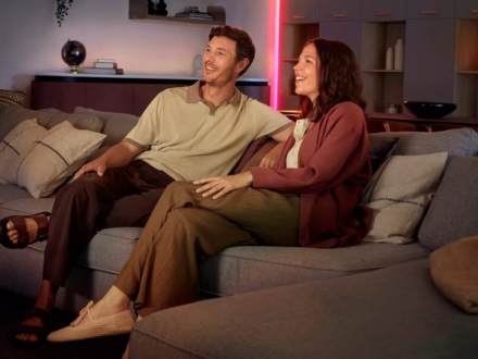 Philips OmniGlow Strip Light