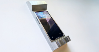 solid steel phone case is designed to be heavy, inconvenient and encourage less phone use – Designboom
