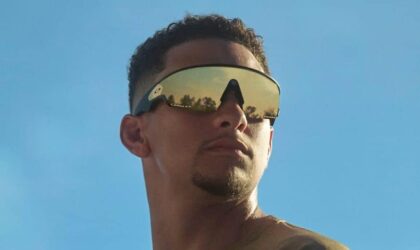 Oakley Meta Vanguard