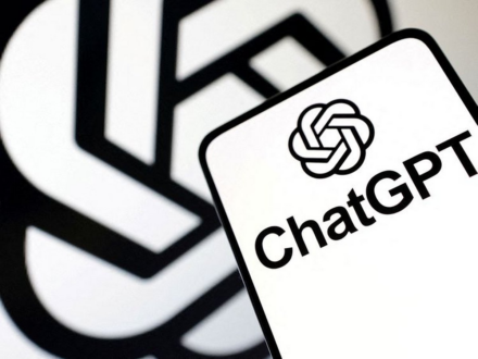 OpenAI drops GPT-5.2 as ‘code red’ response to Google’s AI gains – Gulf News