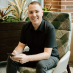 I'm a career coach for Big Tech employees. Here are my 4 tips for dealing with a micromanaging boss. – Business Insider