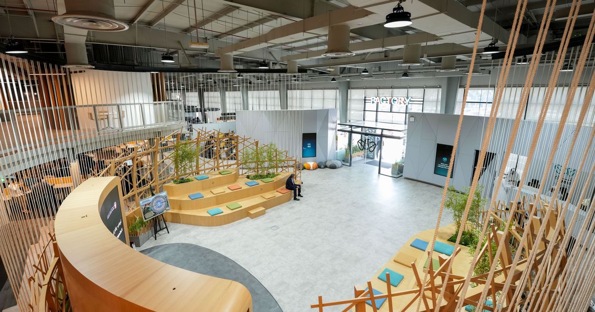 Loved-up Brits can get hitched on mobile phones for just £160 – Wales Online