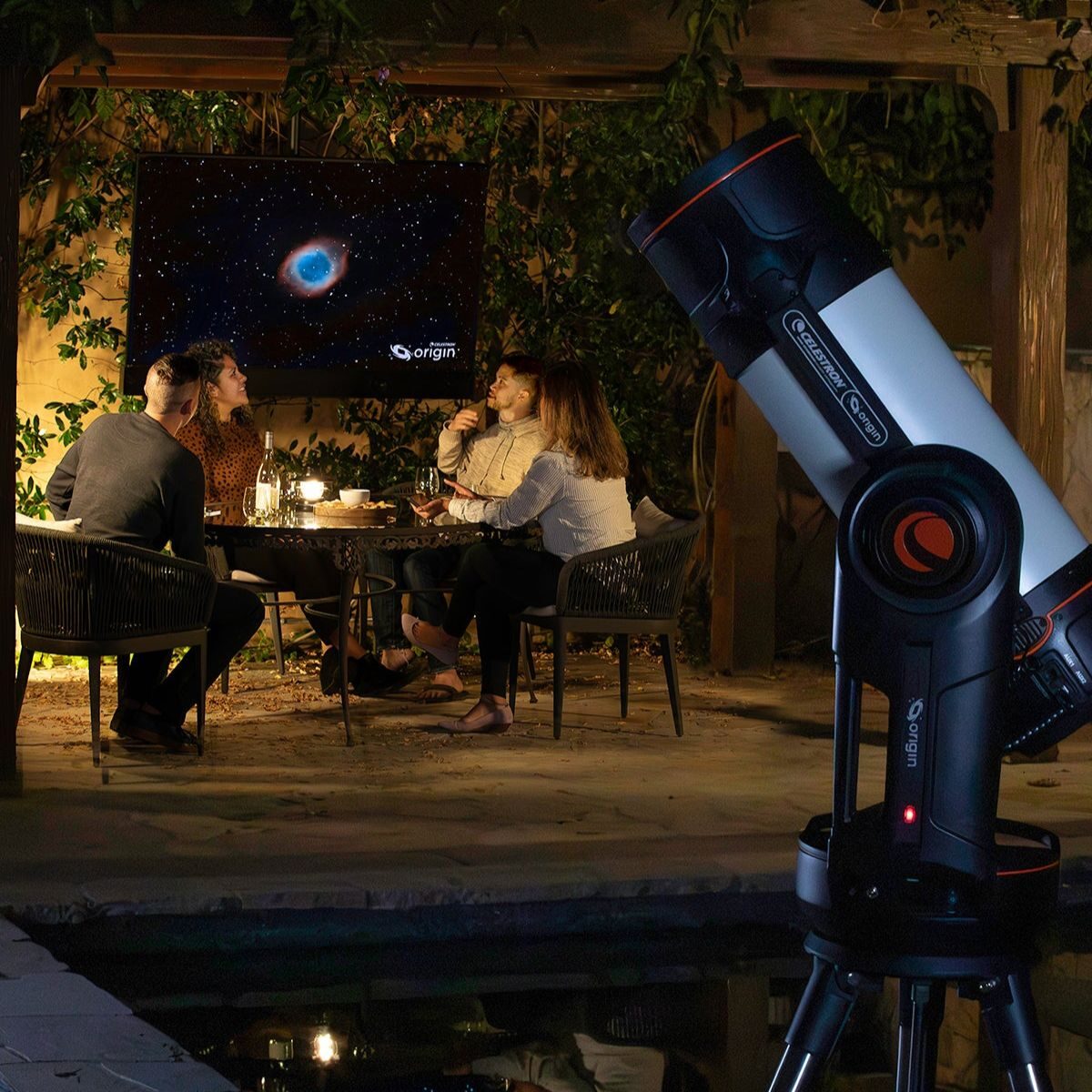 10 Christmas gifts for tech guys who code, game, and create