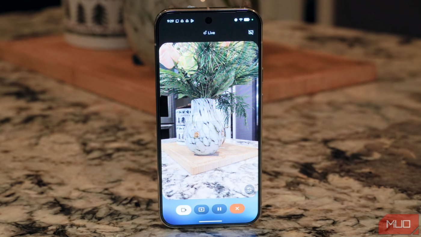 4 practical ways to use Gemini's camera mode around the house