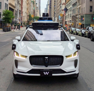 Waymo explains why its robotaxis got stuck during the SF blackout