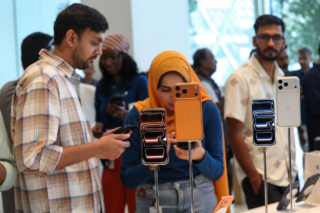iPhone 17, Pro Max, and Air UAE launch highlights: From cosmic orange to thinnest phone ever – what Dubai fans loved – Gulf News