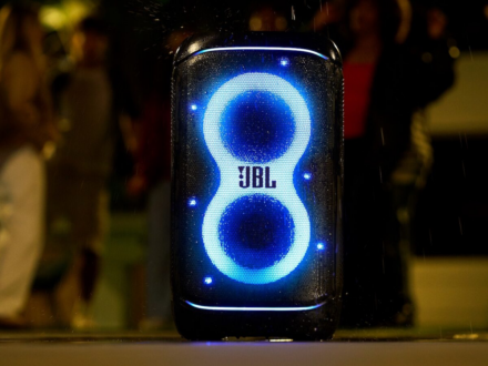 JBL PartyBox 520 Portable Party Speaker