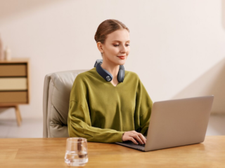 SKG G7 PRO-FOLD Foldable Neck Massager with Heat